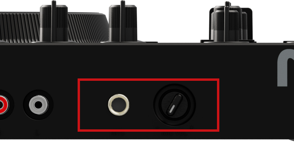 TMX2_HW-RearPanel-MicControls_Callout.jpg